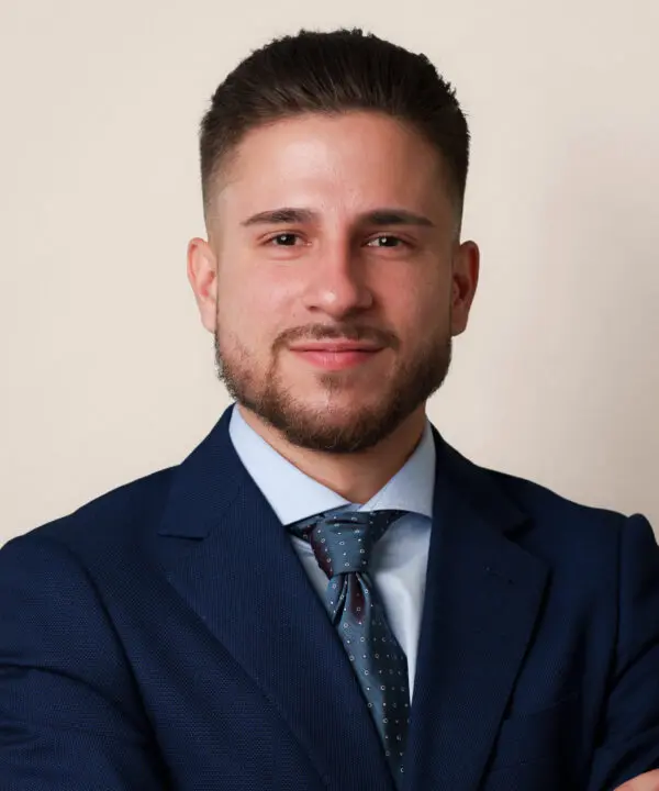 Retrato de Luís Miguel González Arias, Graduado Social experto en Derecho Laboral, asesor en despidos, reestructuraciones y conflictos laborales.